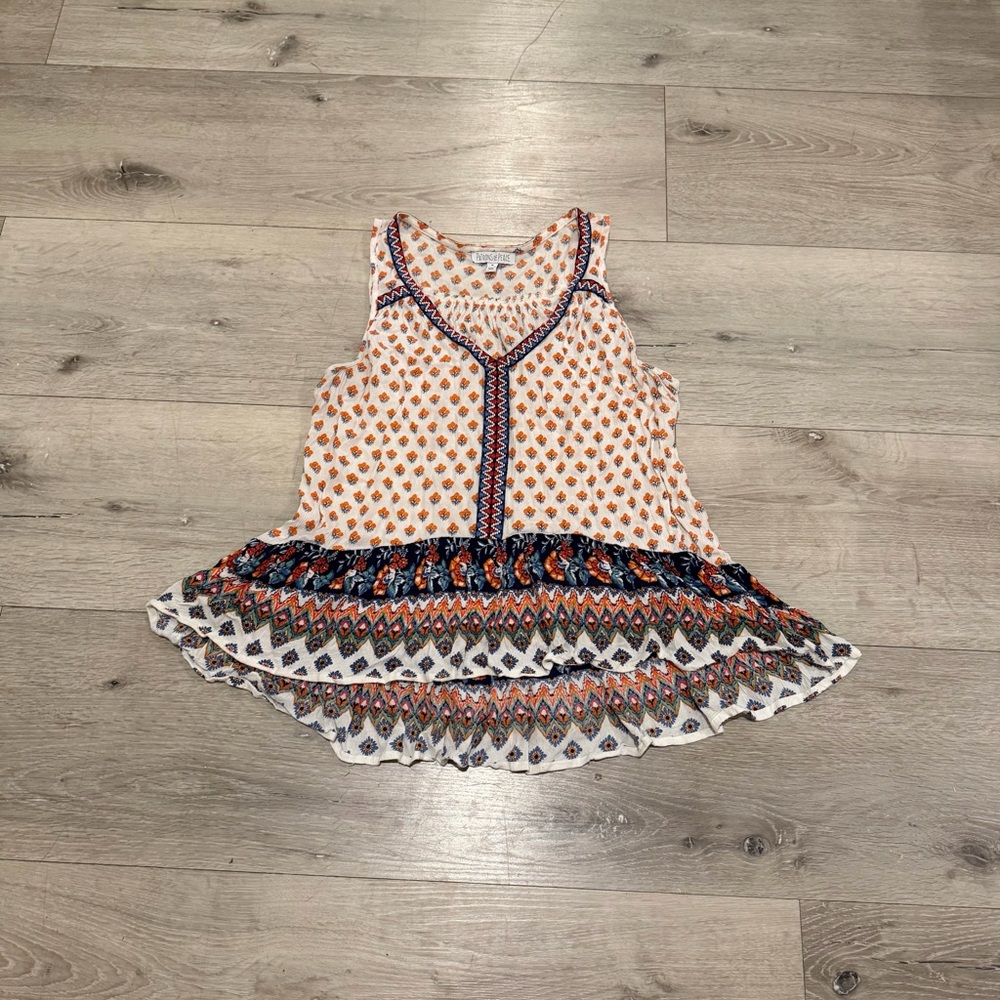 Summer top, loose fitting. Perfect for summer.
